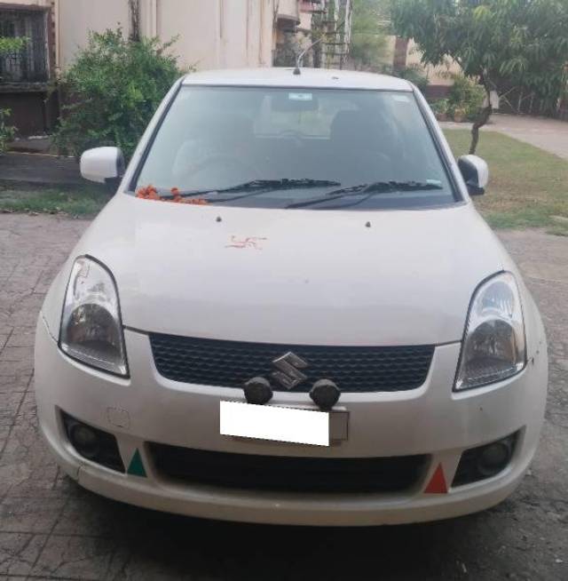 https://images10.gaadi.com/usedcar_image/4034437/original/processed_aa00ceed-a9fe-4022-888c-0e498783be5f.jpg?imwidth=6400