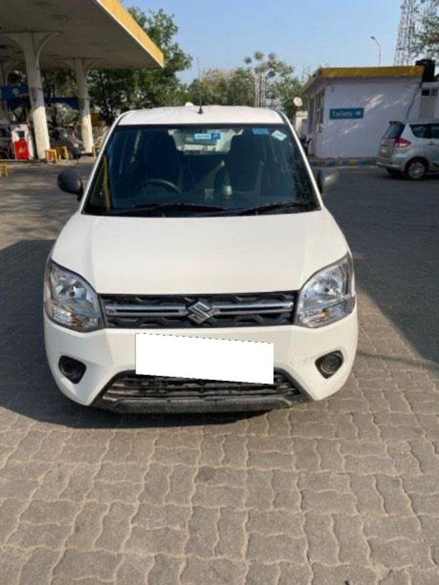 https://images10.gaadi.com/usedcar_image/4034502/original/processed_6395827c-f290-46ac-8750-0c02cb2551c4.jpeg?imwidth=6400