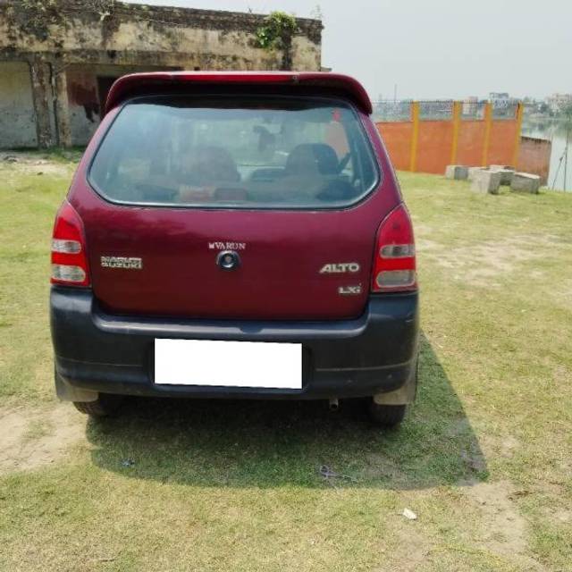 https://images10.gaadi.com/usedcar_image/4034666/original/processed_6eb1ae9d-9828-4651-848d-dec9336855c4.jpg?imwidth=6401