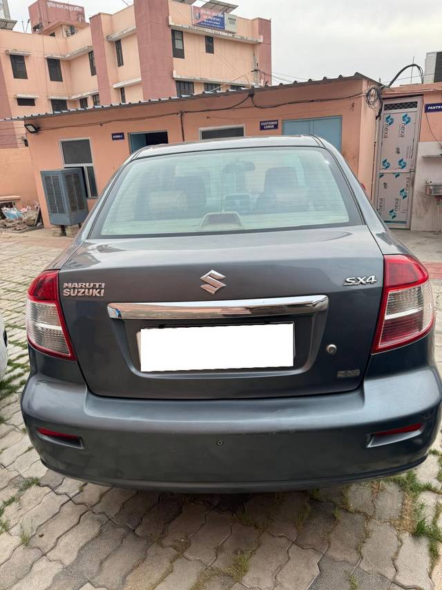 https://images10.gaadi.com/usedcar_image/4034669/original/processed_93ddefba955aceeb35a4f19b70fdfcdf.jpeg?imwidth=6402