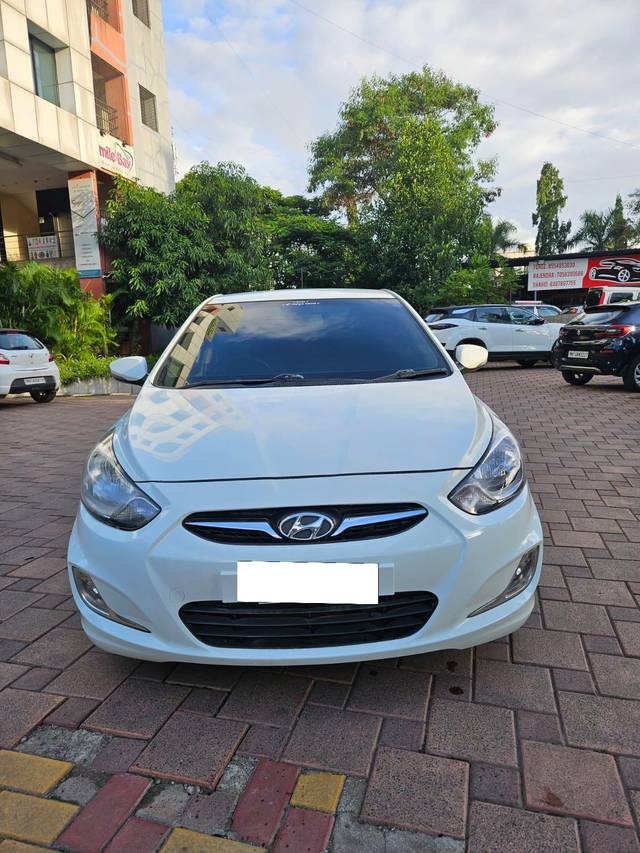 https://images10.gaadi.com/usedcar_image/4034723/original/processed_4d3dc113a0ff0ff8825a50cf11a7956b.jpg?imwidth=6400