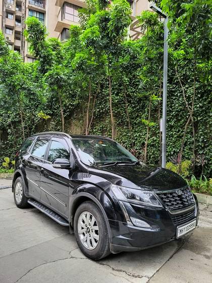 Mahindra XUV500 W9 AT Mahindra XUV500 W9 AT