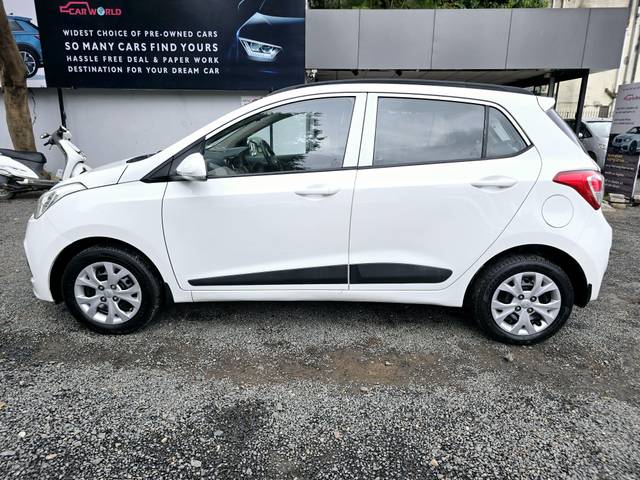 https://images10.gaadi.com/usedcar_image/4035363/original/processed_184f4ee6223acb1ab28811ea267f35c4.jpg?imwidth=6402