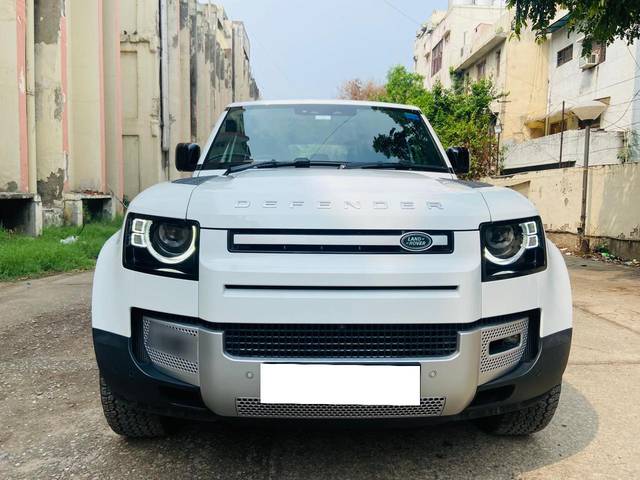 https://images10.gaadi.com/usedcar_image/4035368/original/processed_530c7d691929ed997ae7ebef4d3d88c9.jpg?imwidth=6400