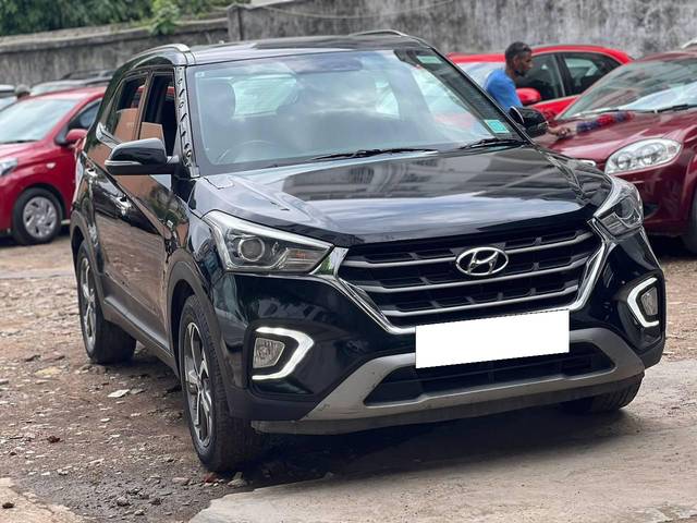 https://images10.gaadi.com/usedcar_image/4035473/original/processed_523fc08cc40c060e6bdc863ba9007ce7.jpg?imwidth=6400