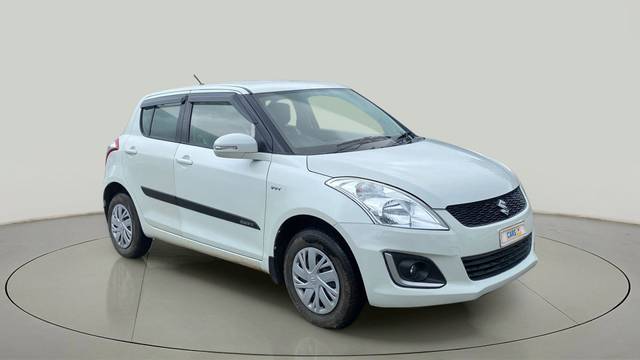 https://images10.gaadi.com/usedcar_image/4035572/original/d7322da6ddd2d76da307e53accfcf48e.jpg?imwidth=6400