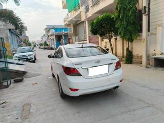 Hyundai Verna 2011-2015 Hyundai Verna 1.6 SX VTVT