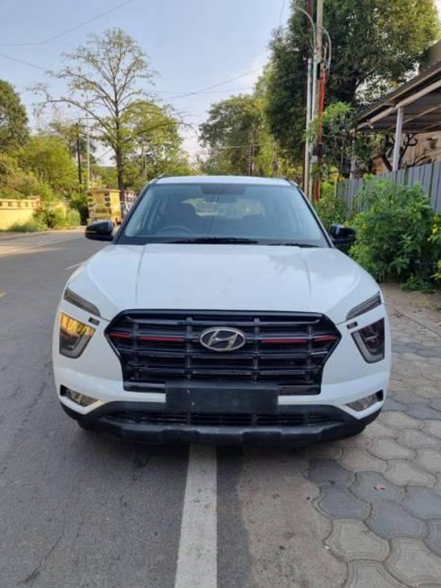 https://images10.gaadi.com/usedcar_image/4035948/original/processed_49e9927d-218f-4967-9c01-76dd6b8135b3.jpg?imwidth=6402