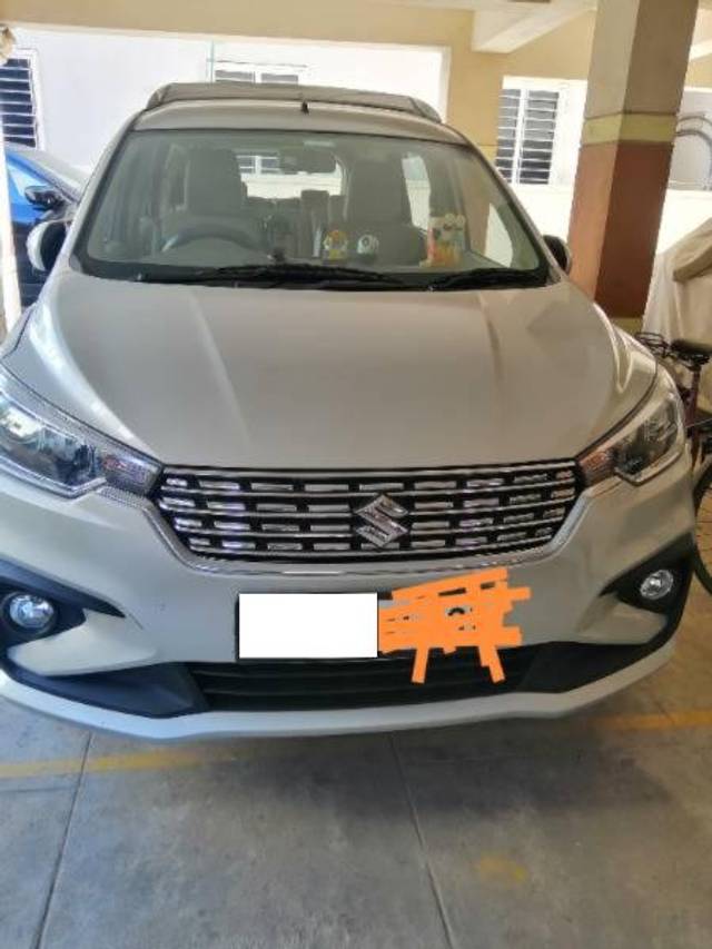 https://images10.gaadi.com/usedcar_image/4035980/original/processed_7a2981ad-fc30-4a23-90a9-ddba9af909f6.jpg?imwidth=6400