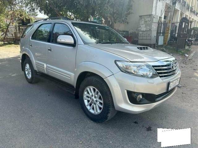 https://images10.gaadi.com/usedcar_image/4036164/original/processed_f61a401ba54fb80791e5c4f1f2fbae2e.jpg?imwidth=6402