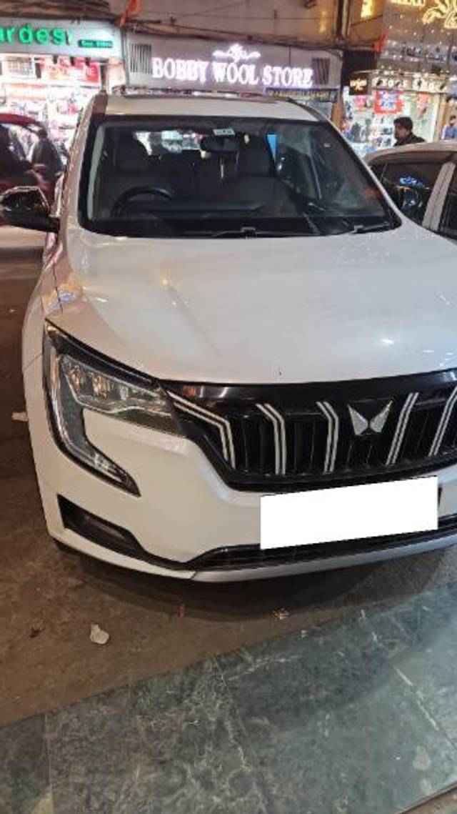 https://images10.gaadi.com/usedcar_image/4036428/original/processed_be386d28-8268-47be-a12e-b10c86f351a6.jpg?imwidth=6400