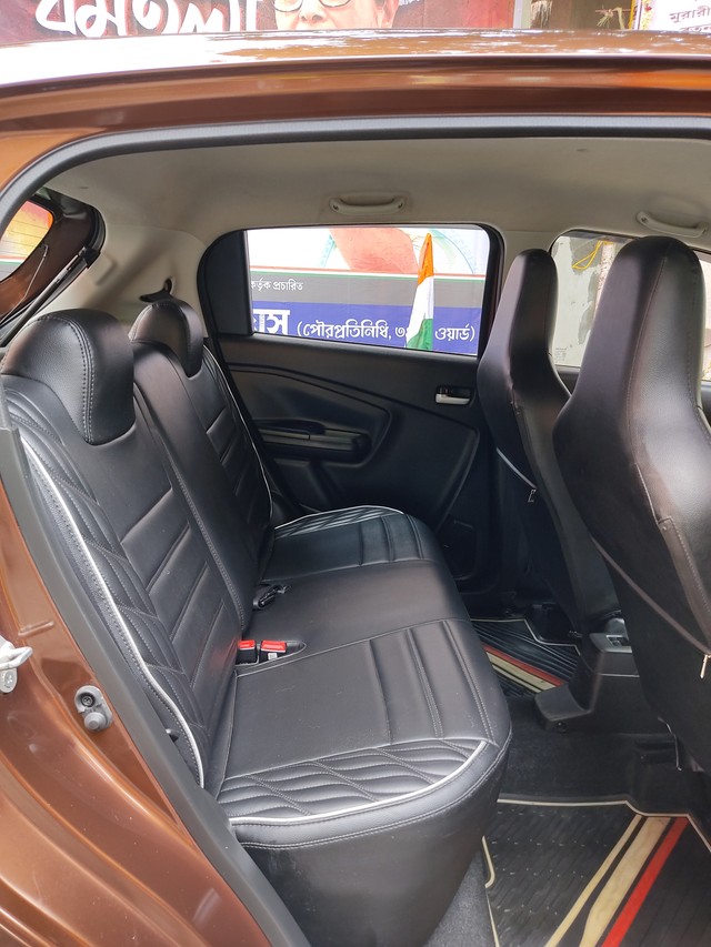 Second-hand 2022 Maruti Celerio ZXI for sale in Kolkata-5