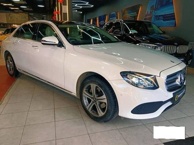 https://images10.gaadi.com/usedcar_image/4036863/original/processed_1716a2c3b9fdb16832debd4e6a00ff3f.jpg?imwidth=6401