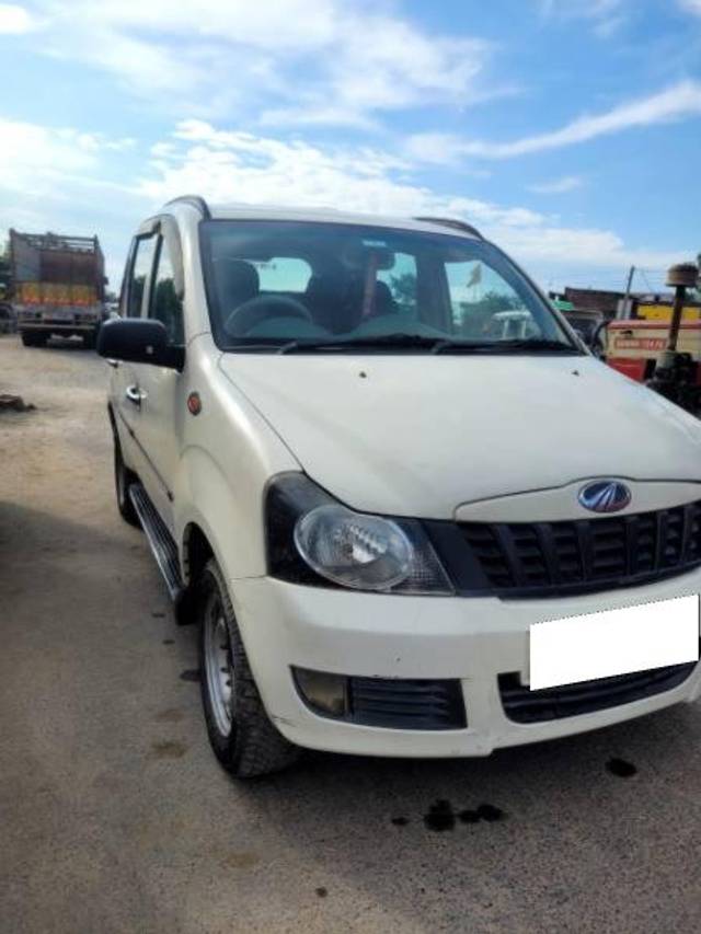 https://images10.gaadi.com/usedcar_image/4036875/original/processed_91c96acf-b3e0-4daf-90ad-a589162e487b.jpg?imwidth=6400