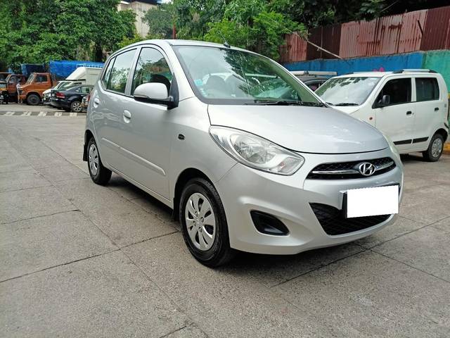 https://images10.gaadi.com/usedcar_image/4037006/original/processed_13ff2d4b3d047f5b1099350003c56f84.jpg?imwidth=6400