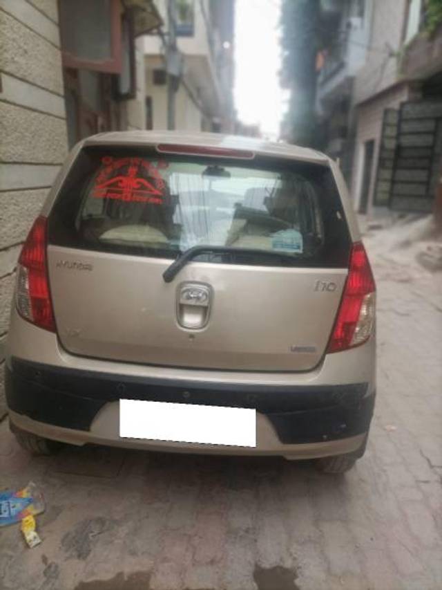 https://images10.gaadi.com/usedcar_image/4037350/original/processed_fcf75d7a-1e10-4825-9a8f-cd1e86cbdd50.jpg?imwidth=6400