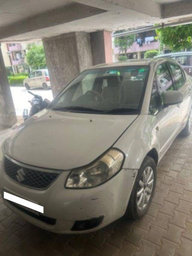 https://images10.gaadi.com/usedcar_image/4037584/original/processed_12660c42-9ace-47b0-b2f1-2d4f05a7b55f.jpeg?imwidth=6400