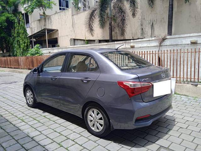 https://images10.gaadi.com/usedcar_image/4037820/original/processed_1a582d13c3e69b60b1a1c65e612111be.jpg?imwidth=6402