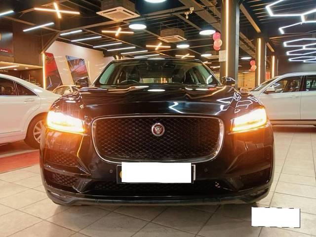 https://images10.gaadi.com/usedcar_image/4037832/original/processed_484f7cba05f1d59f2089620e8fd8703e.jpg?imwidth=6402