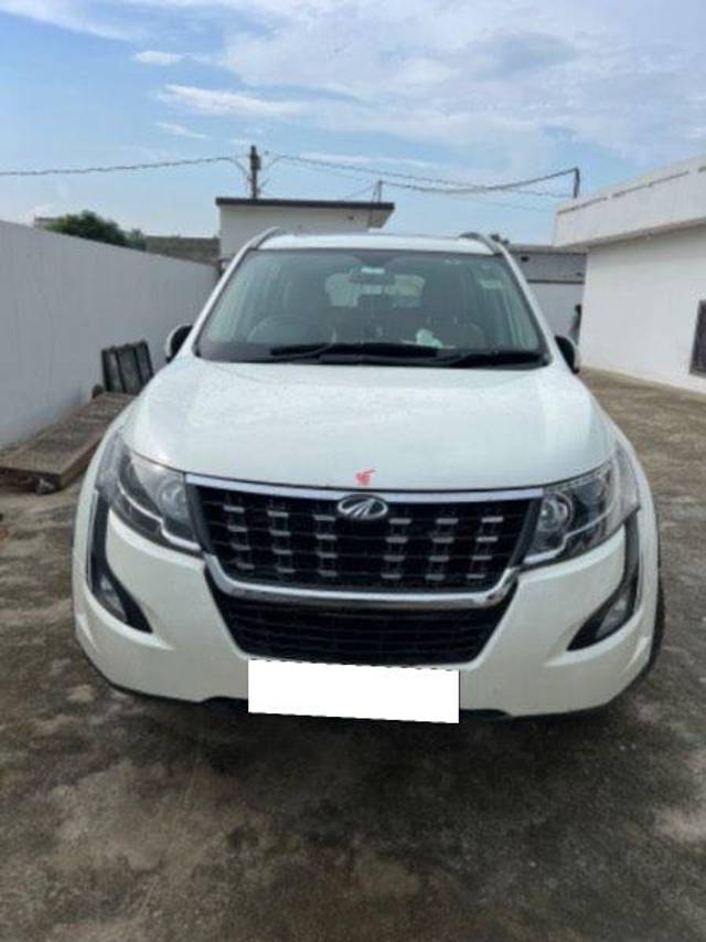 https://images10.gaadi.com/usedcar_image/4038568/original/processed_0362f682-ca76-42da-bdb6-852101c9ed30.jpg?imwidth=6400