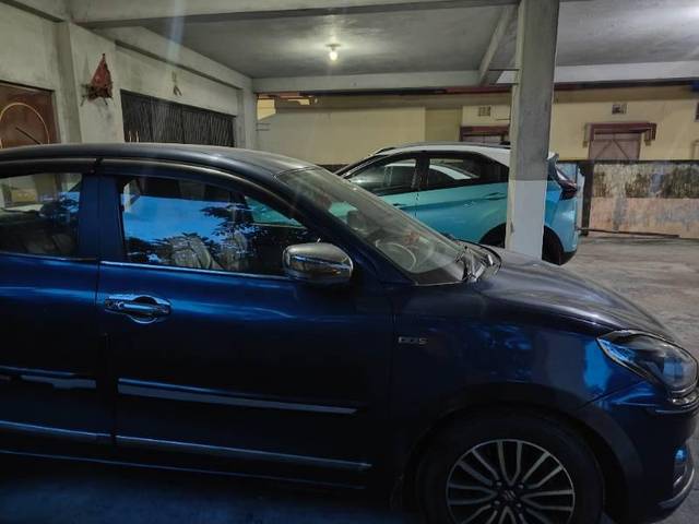 https://images10.gaadi.com/usedcar_image/4038898/original/processed_bad0fea9-cb95-4be3-9032-2930e17b15a0.jpg?imwidth=6400