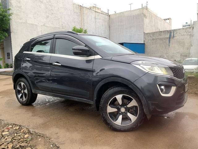 https://images10.gaadi.com/usedcar_image/4038924/original/processed_761b98cda84068570e68e5fecae3a470.jpg?imwidth=6400