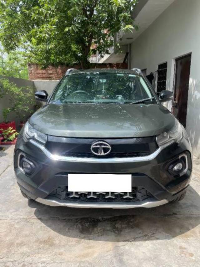 https://images10.gaadi.com/usedcar_image/4039061/original/processed_44865081-0369-41cb-a0b2-3d85e6e832f2.jpg?imwidth=6402