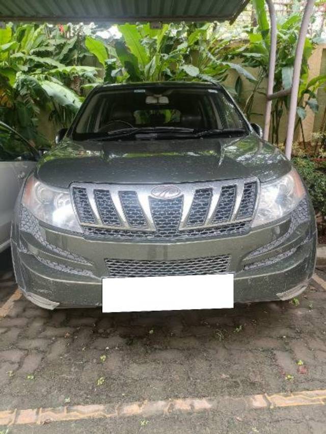 https://images10.gaadi.com/usedcar_image/4039202/original/processed_5ae25207-1c43-4877-953b-bb0a4c0f1a15.jpg?imwidth=6400