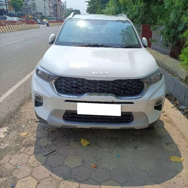 https://images10.gaadi.com/usedcar_image/4039206/original/processed_8f4571f6-fdd2-4d09-adef-c1ad92e30e8c.jpg?imwidth=6400