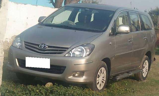 https://images10.gaadi.com/usedcar_image/4039646/original/processed_bed2a11a-a8ab-426a-84a3-304dd6d12e9c.jpg?imwidth=6400