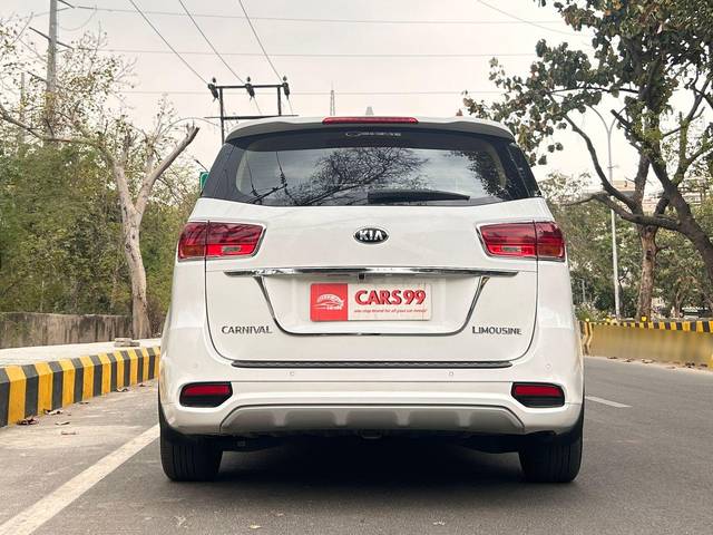 https://images10.gaadi.com/usedcar_image/4039691/original/processed_fd2ee9f712c2c59acf42f4b5ae0b3833.jpg?imwidth=6402