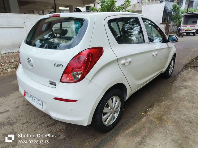 https://images10.gaadi.com/usedcar_image/4039697/original/processed_d7165020772d6f6b7673dc00a0394bef.jpg?imwidth=6401