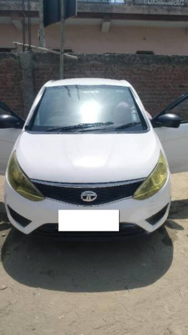 https://images10.gaadi.com/usedcar_image/4039839/original/processed_e8f1af5a-eaae-4b53-a169-cd2030da9a17.jpg?imwidth=6400