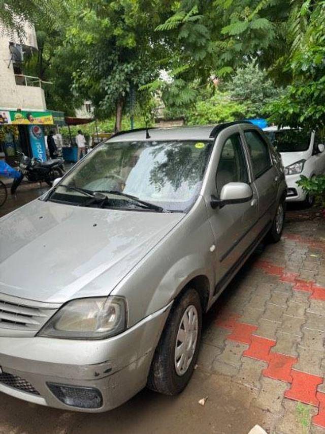 https://images10.gaadi.com/usedcar_image/4040085/original/processed_5e8c311b-42f9-4530-90f9-8e0d152db8fa.jpeg?imwidth=6401