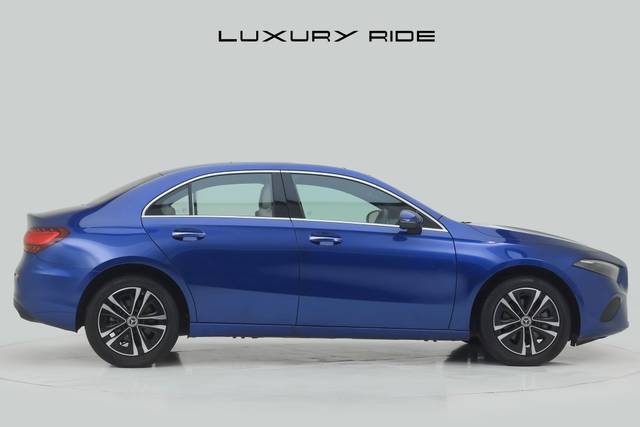 https://images10.gaadi.com/usedcar_image/4040135/original/processed_06edfdd348ebb5ce80cc91580d2d1b86.jpg?imwidth=6401