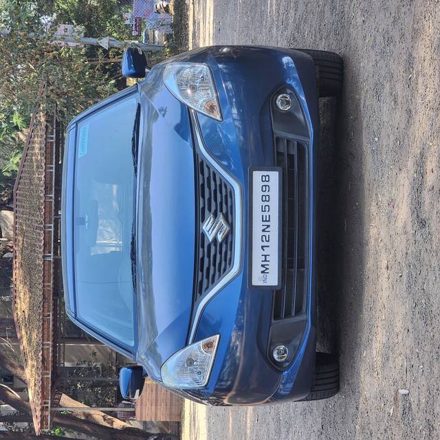 https://images10.gaadi.com/usedcar_image/4040444/original/8d46603809ec5bfdb346a27af8d1f861.jpg?imwidth=6400