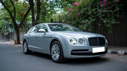 Bentley Flying Spur Mulliner W12