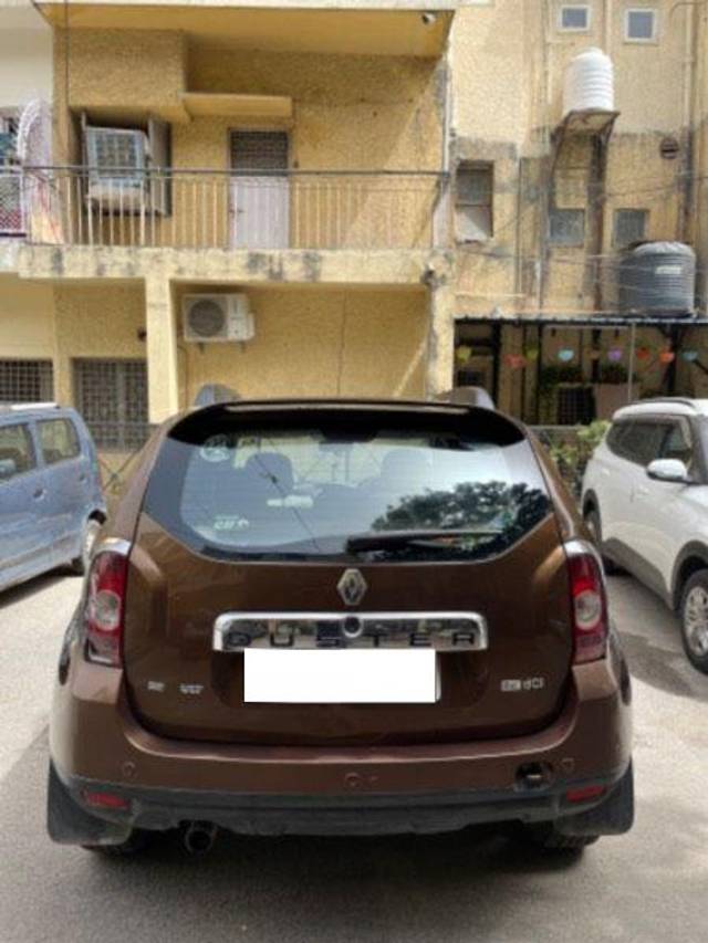 https://images10.gaadi.com/usedcar_image/4041325/original/processed_a9da93d1-65f6-4a0e-bab5-1b1747cf5b59.jpeg?imwidth=6402