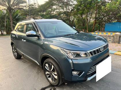Mahindra XUV300 W8 Opt Mahindra XUV300 W8 Opt