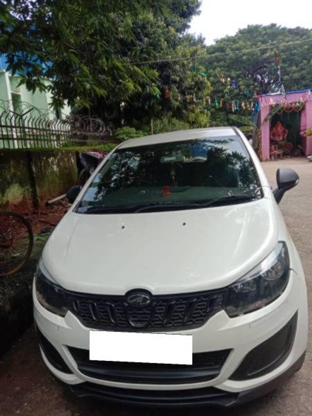 https://images10.gaadi.com/usedcar_image/4041604/original/processed_19c0199e-e038-4ca2-b5b8-bf884d8b7093.jpg?imwidth=6400