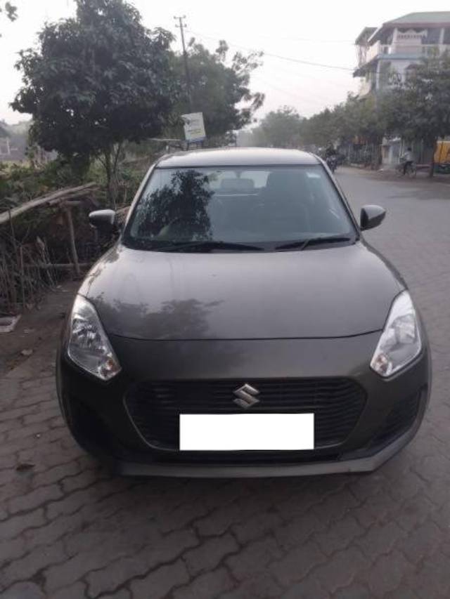 https://images10.gaadi.com/usedcar_image/4042055/original/processed_7030b2f7-af64-44fe-a0a0-0b174d610639.jpg?imwidth=6400