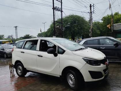 Mahindra Marazzo M2 BSIV