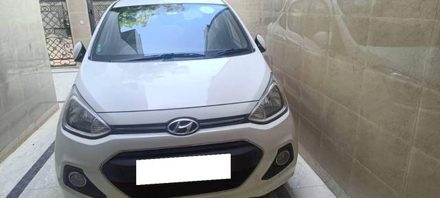 https://images10.gaadi.com/usedcar_image/4042530/original/processed_be246430-4122-4e73-805a-55e321573a32.jpg?imwidth=6400