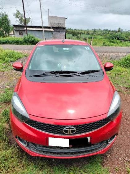 Tata Tiago 1.2 Revotron XZ Plus