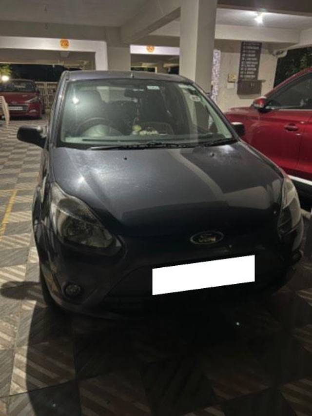 https://images10.gaadi.com/usedcar_image/4043145/original/processed_639efbf1-1783-4dfe-a539-c47ef75094df.jpeg?imwidth=6400