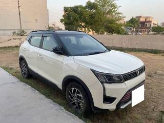 Mahindra XUV300 Mahindra XUV300 W8 Turbo DT