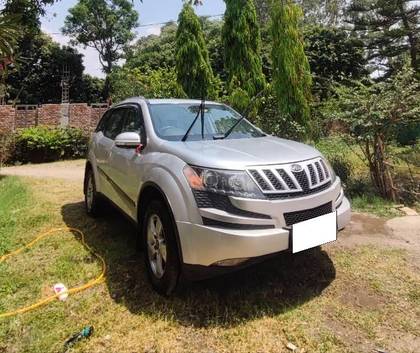 Mahindra XUV500 W6 2WD