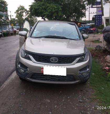 Tata Hexa XE