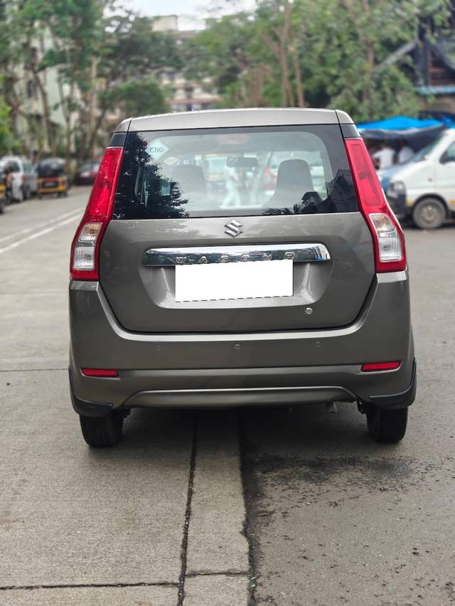 https://images10.gaadi.com/usedcar_image/4044226/original/processed_2750151a377827ad769fc387efe7fdb7.jpg?imwidth=6402