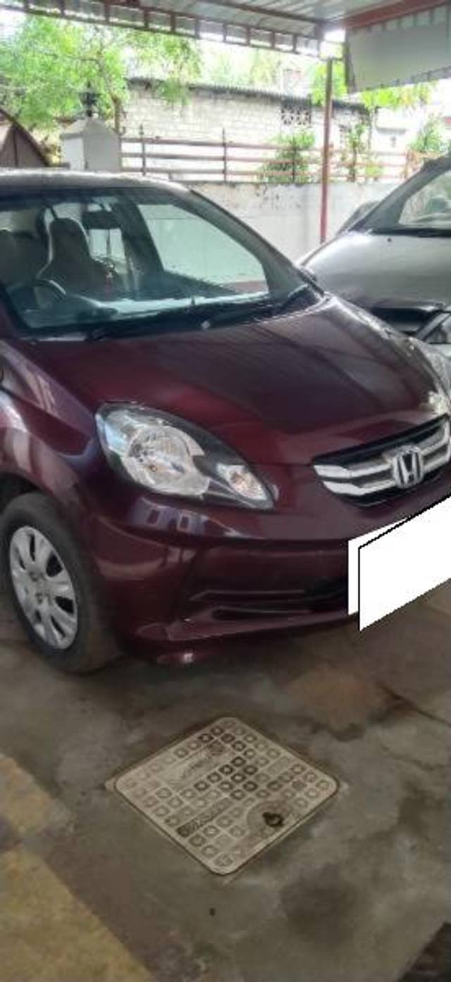 https://images10.gaadi.com/usedcar_image/4044257/original/processed_06adb3d3-a8b7-4bd4-b531-8332c67c8e3f.jpg?imwidth=6400